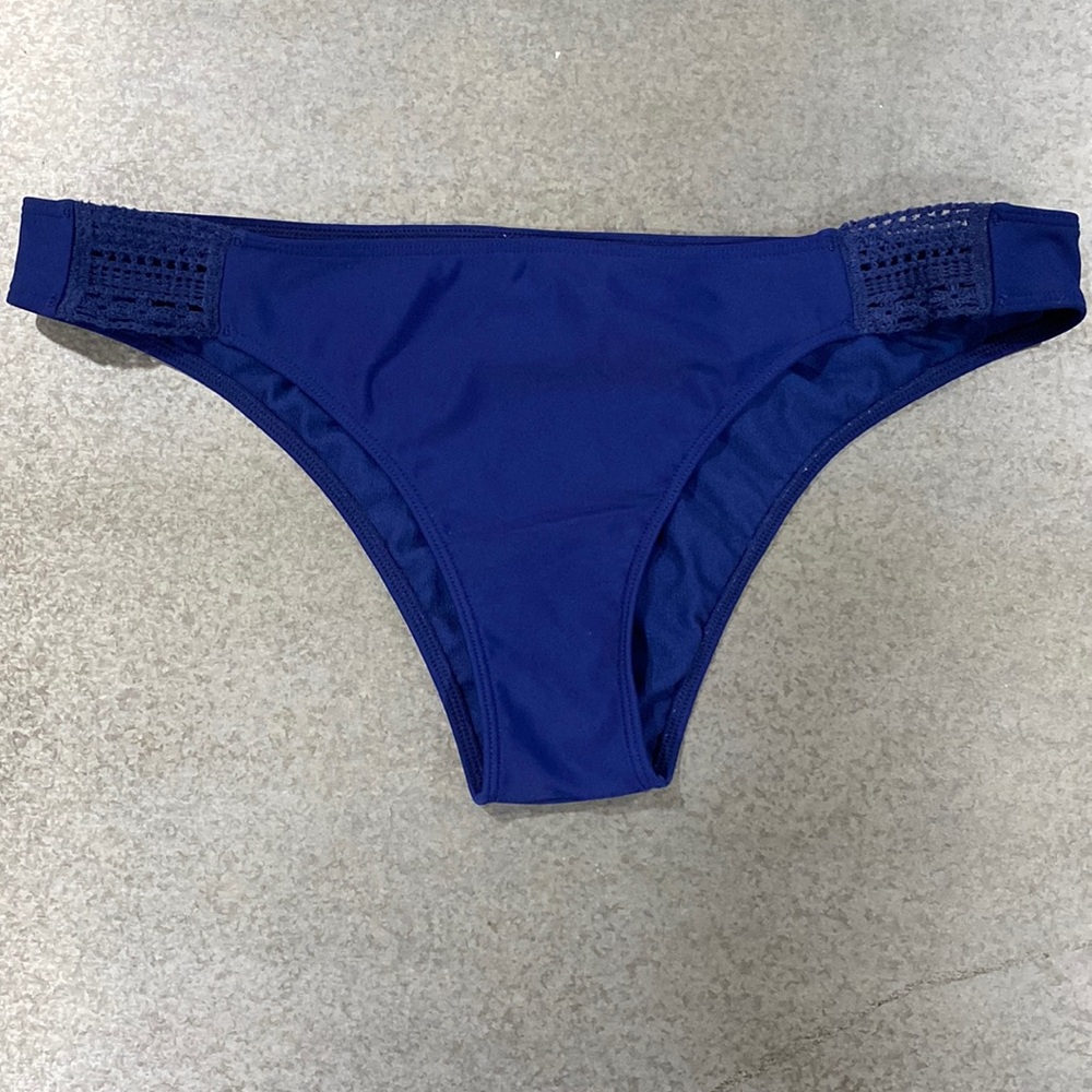NWOT Roxy cheeky bikini bottoms